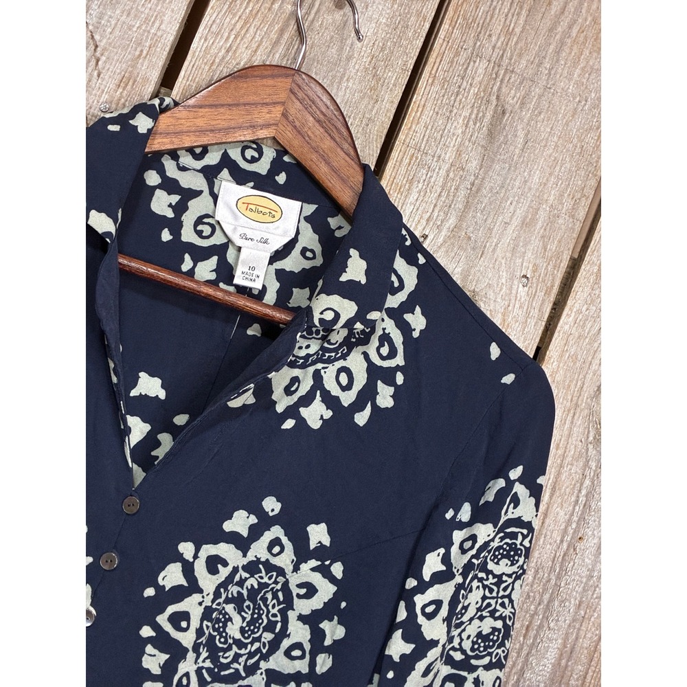Talbots Pure Silk Navy Blue Medallion Print Peplum Blouse Ribbon Tie Size 10